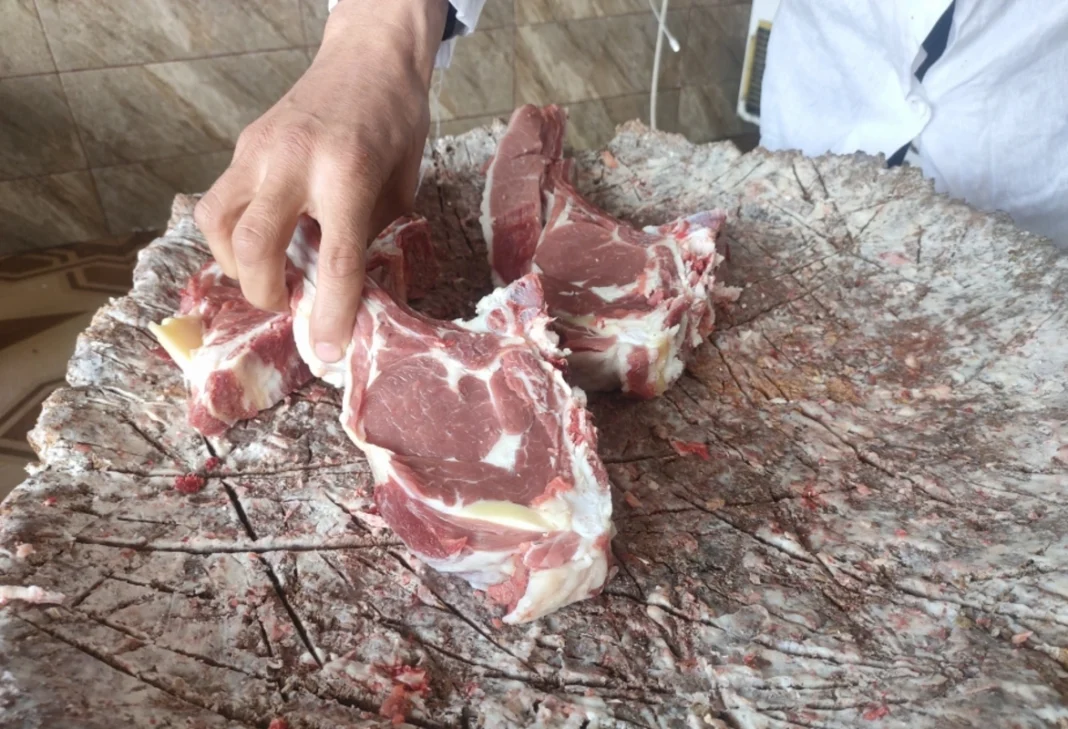 Azerbaycan’da Et İthalat Miktarı Azaldı: Bu Fiyatları Etkiler mi?