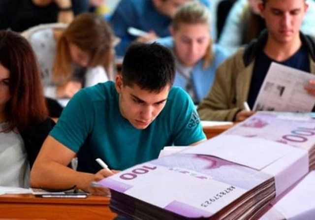 Azerbaycan üniversitelerinde harçlar artacak mı?