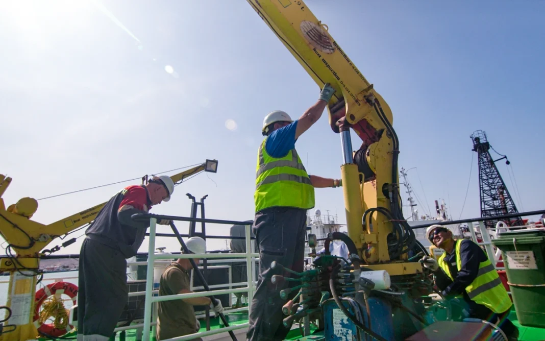 Hazar Denizi Tarihinde Bir İlk: Deniz Altı Fiber Optik Kablo Döşeniyor