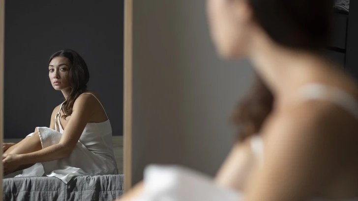 Sosyal Medyada “Güzellik” Tuzağı: Azerbaycanlı Kızlar Neden Görünümlerini Kabul Etmiyor?