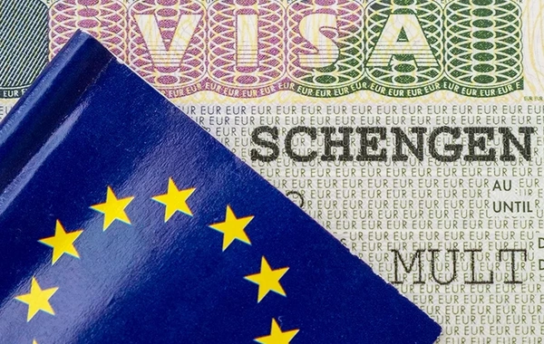 Avrupa’ya Seyahat mi Planlıyorsunuz? Schengen Kuralları 2025–2026’da Değişiyor