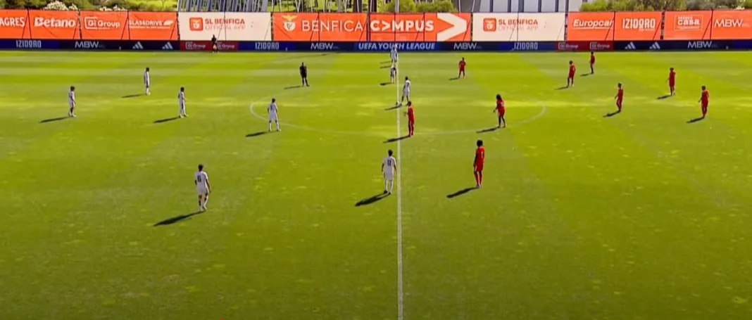 Benfica, İlk Yarıdaki Gol Fırtınasıyla Qarabağ U-19’u Ezdi