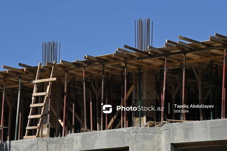 5000’den fazla mağdur alıcı: Azerbaycan’daki inşaat patlamasının karanlık yüzü