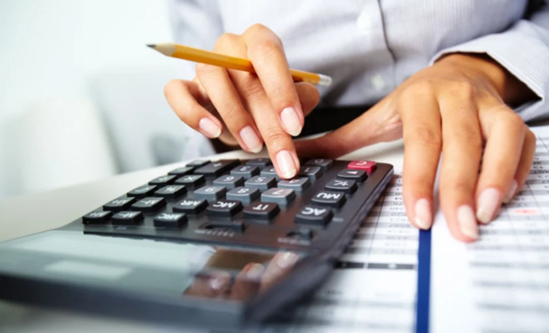 Azerbaycan Borç Sarmalını Önlemek İçin Kredi Limitlerini Sıkılaştırdı