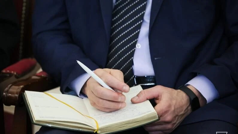 Rusların %76’sı Putin’in Ukrayna ile barış anlaşması imzalamasını desteklerdi