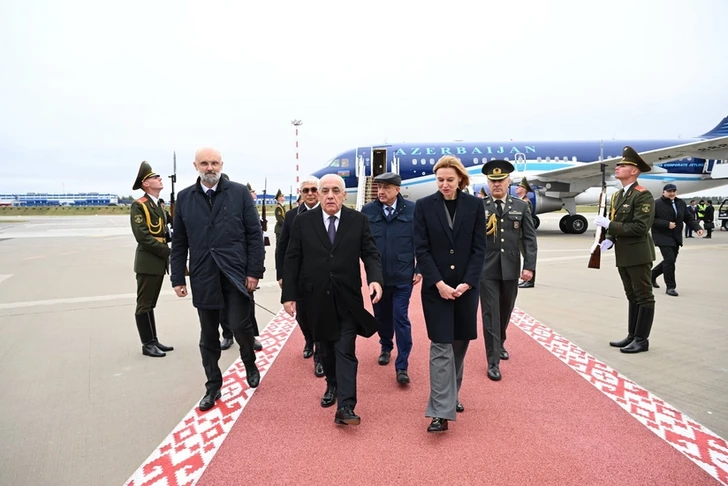 Ali Asadov, BDT Hükümet Başkanları Konseyi toplantısı için Minsk’te