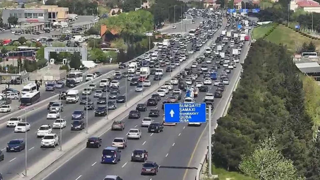Sürüş Ücreti: Bakü 2027’ye Kadar Yoğun Koridorlarda Ücretlendirmeyi Değerlendiriyor