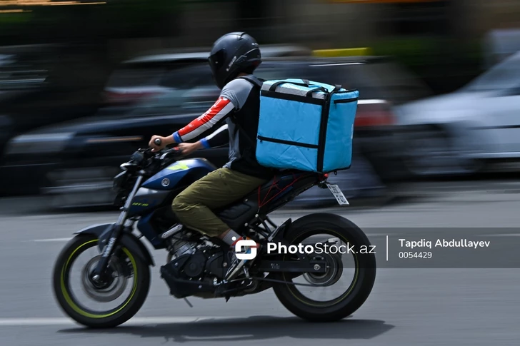 Güvenlik mi, Sosyal Kriz mi: Azerbaycan’da Moped Düzenlemesi Neler Getirecek?