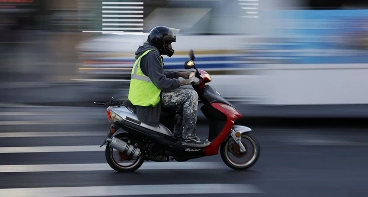 Azerbaycan’da moped kullanımı için ehliyet zorunluluğu getiriliyor