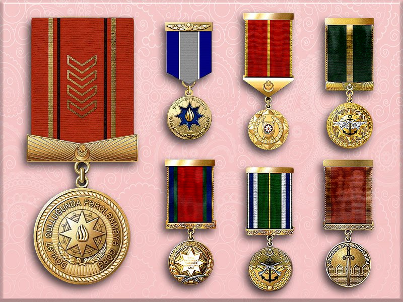 Azerbaycan Başsavcılığı 1500’den fazla yasa dışı madalya ve nişanı ele geçirdi