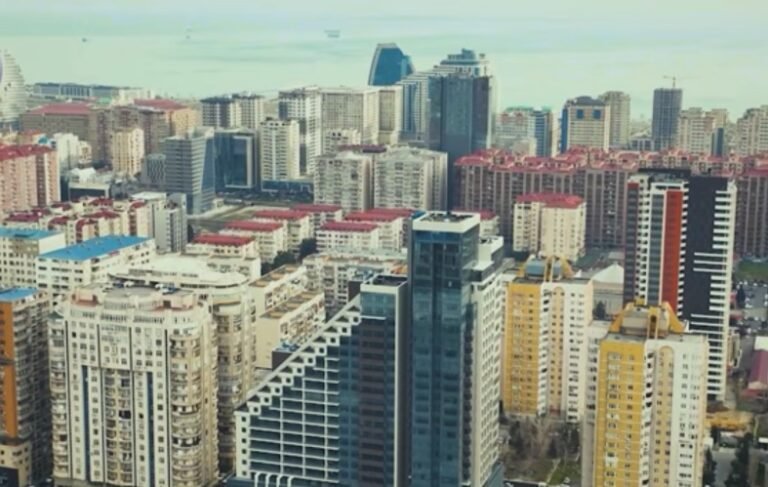 Bakü'deki apartmanlar