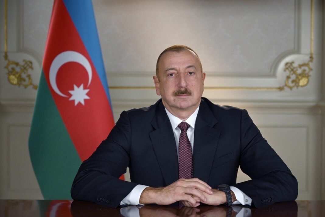 Aliyev: TRIPP Bakü’nün rolünü güçlendirecek, forumda 12 belge imzalandı Cumhurbaşkanı İlham Aliyev İkinci Azerbaycan Uluslararası Yatırım Forumu katılımcılarıyla
