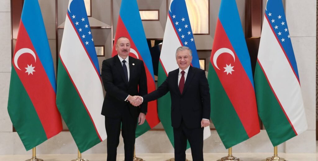 İlham Aliyev ile Şevket Mirziyoyev'in önceki görüşmesi; arşiv fotoğrafı