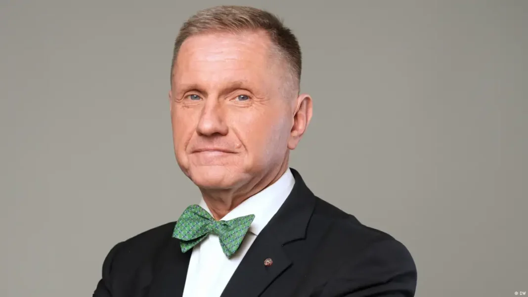 Gazeteci ve Deutsche Welle yorumcusu Konstantin Eggert
