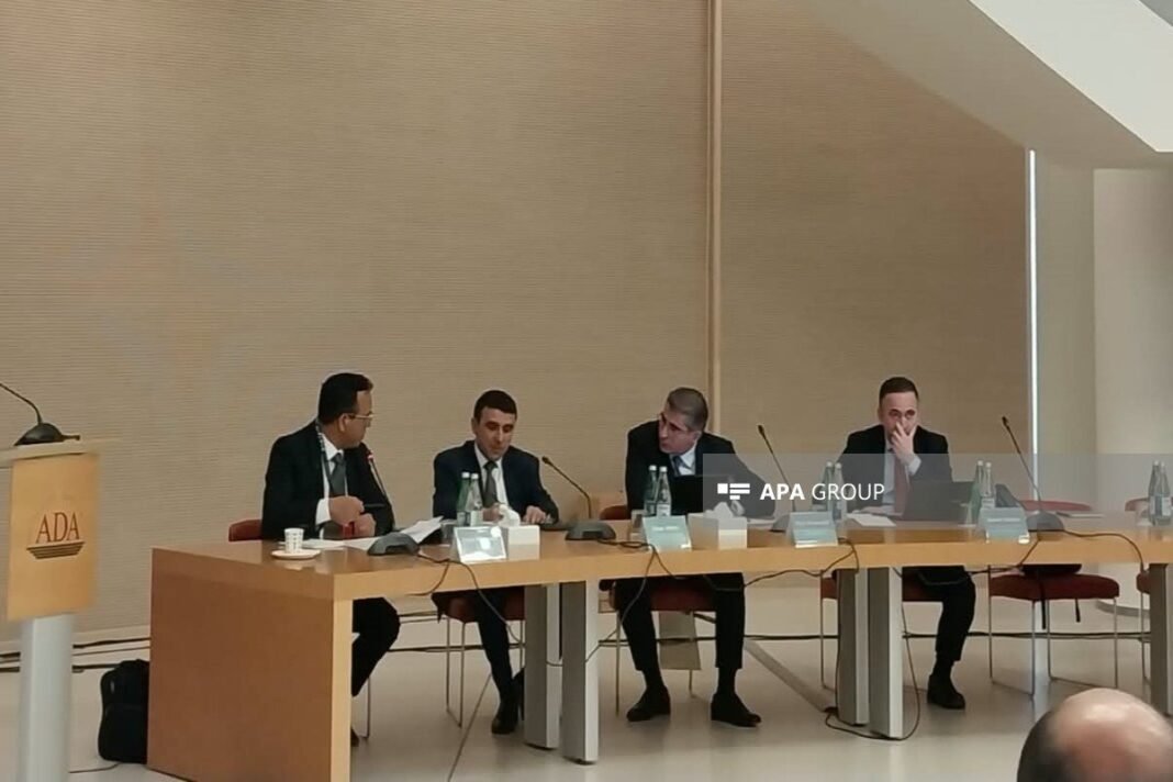 Azerbaycan'ın yeni genel eğitim standartlarına ilişkin toplantı