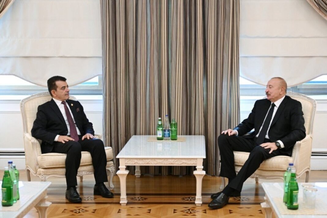 İlham Aliyev, Bakü'de ICESCO Genel Direktörü Salim M. AlMalik ile görüşüyor