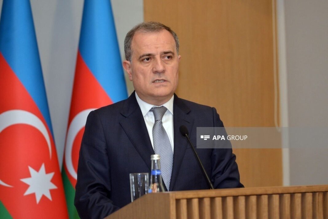 Azerbaycan ile Hindistan Kuzey–Güney Koridoru koordinasyonunu artıracak Azerbaycan Dışişleri Bakanı Ceyhun Bayramov ile Hindistan Dışişleri Bakanı Subrahmanyam Jaishankar Bakü'de