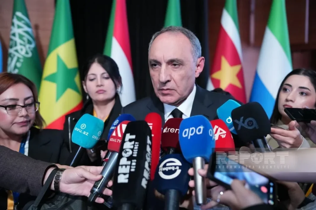 Azerbaycan Mekke Yolsuzlukla Mücadele Sözleşmesi’ni imzaladı Azerbaycan Başsavcısı Kamran Aliyev Bakü'deki yolsuzlukla mücadele toplantısında