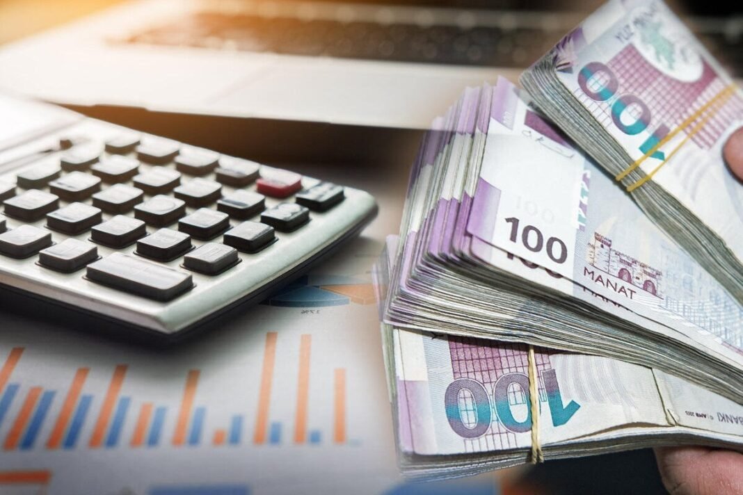 Otomobil ve eski satışlar sosyal yardım başvurusunu engelleyebilir Hedefli sosyal yardımı simgeleyen Azerbaycan manatı banknotları