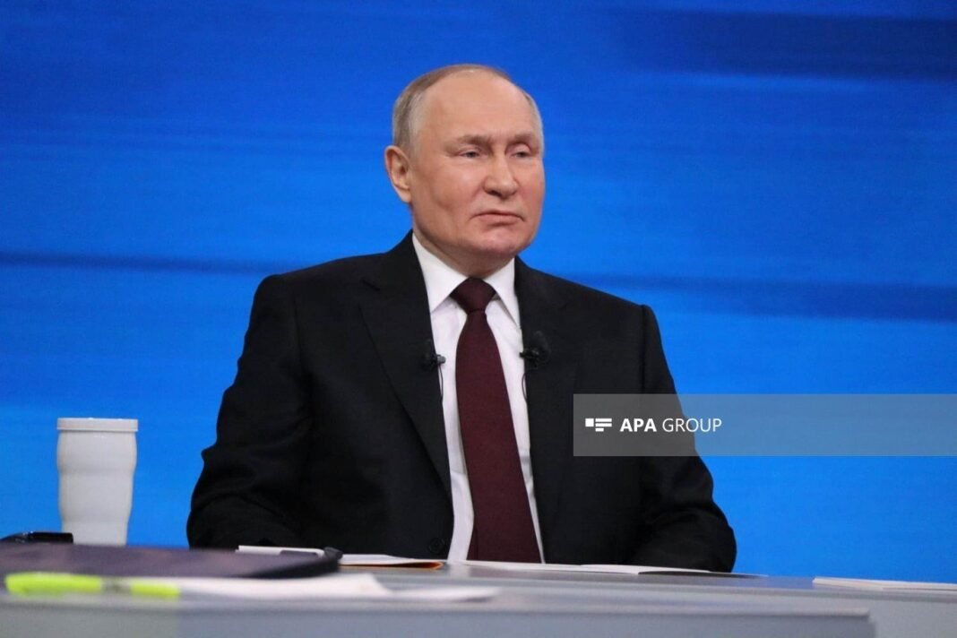 Putin: Rusya ve Azerbaycan gaz işbirliğini genişletebilir Rusya Devlet Başkanı Vladimir Putin Moskova’daki Gaz İhraç Eden Ülkeler Forumu’nda konuşuyor