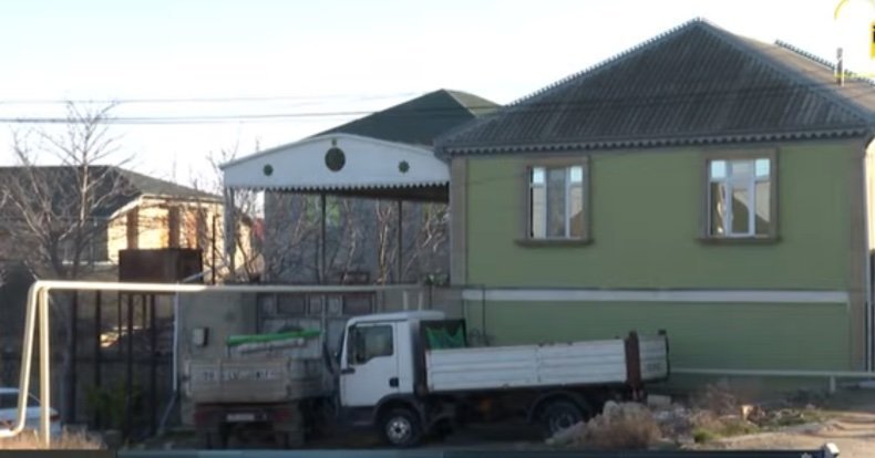 Azerbaycan'daki belgesiz konutlar